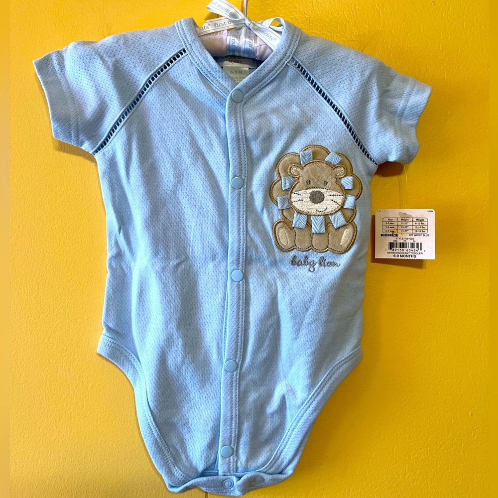 First Moments Onesie 6-9 months